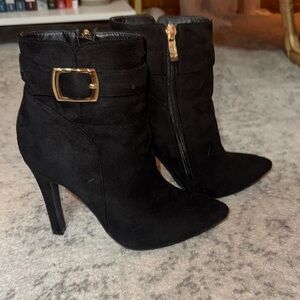Elegant Black Suede Ankle Boots